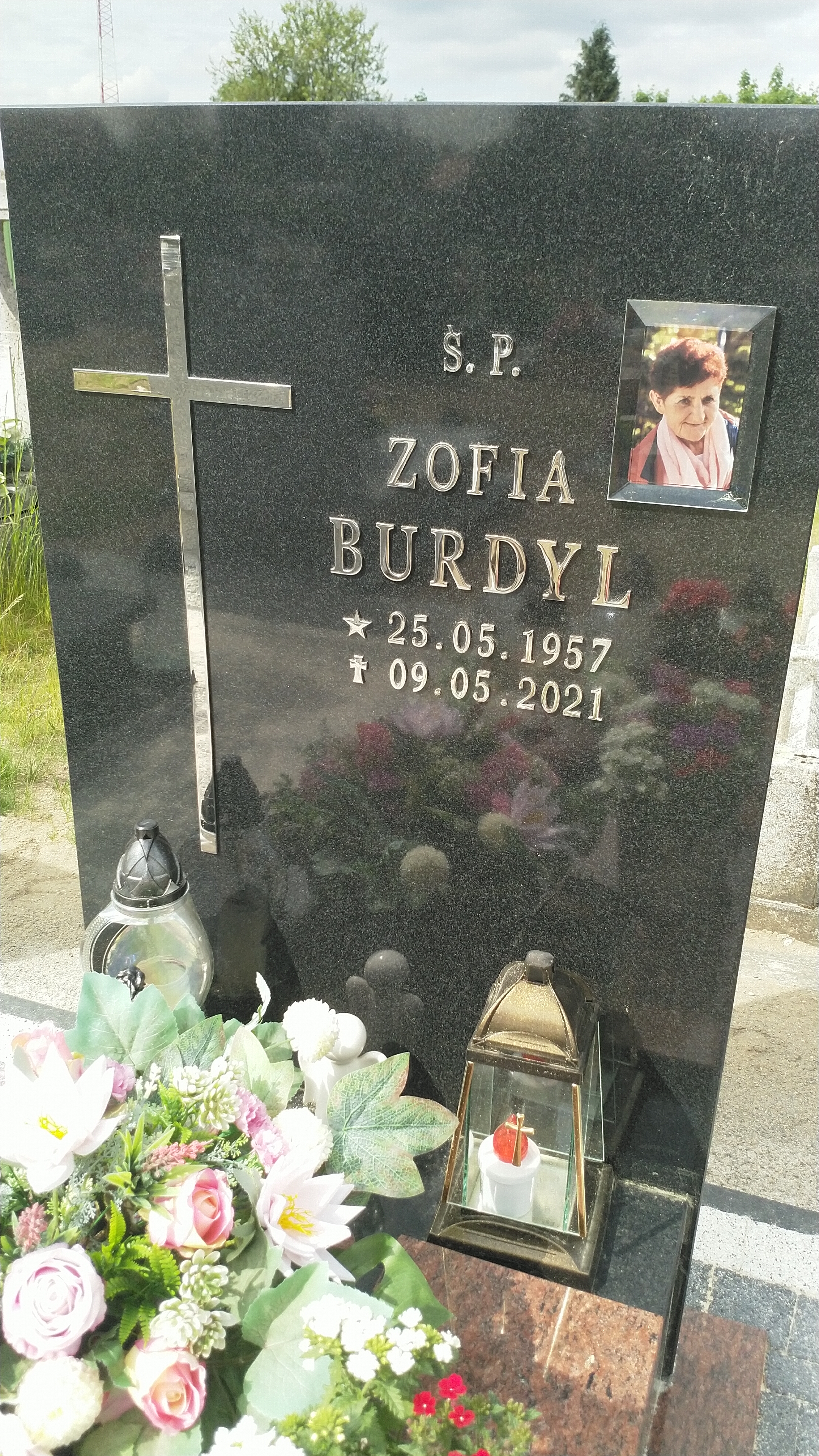 Zofia Burdyl 1957 Osiecznica - Grobonet - Wyszukiwarka osób pochowanych