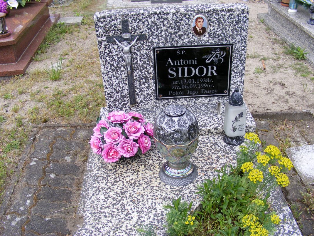 Antoni Sidor 1938 Osiecznica - Grobonet - Wyszukiwarka osób pochowanych